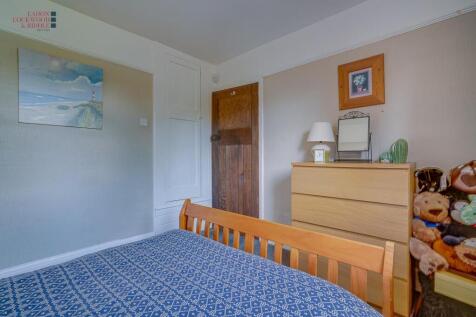 Bedroom 3- 2.jpg