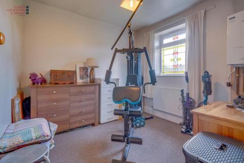 Bedroom 4.2.jpg
