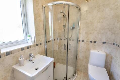 DSC_7693-Edit_bathroom.JPG