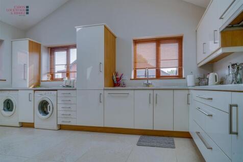 Annexe Kitchen
