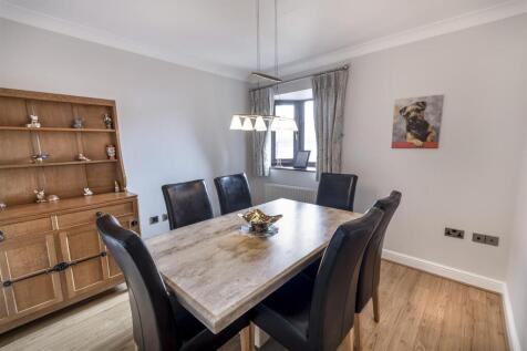 DSC_8339-Edit_dining table.JPG
