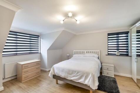 DSC_8399-Edit_bedroom.JPG