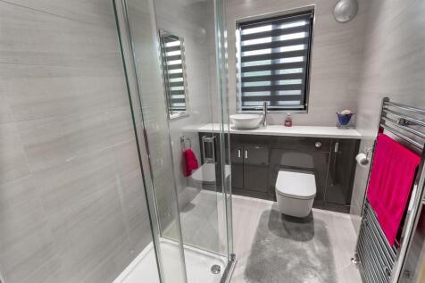 DSC_8345-Edit_bathroom.JPG