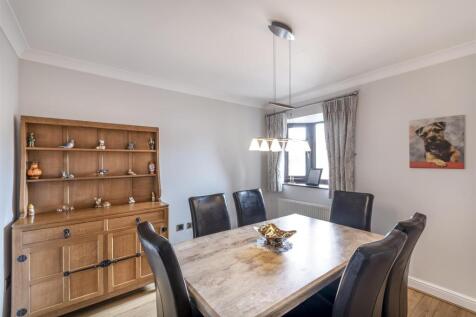 DSC_8342-Edit_dining table.JPG
