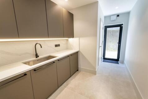 DSC_8914-Edit_room.JPG