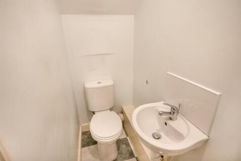 DSC_1759-Edit_bathroom.JPG