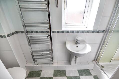 DSC_1771-Edit_bathroom.JPG
