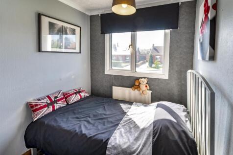 DSC_1414-Edit_bedroom.JPG