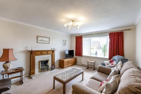 Open Plan Living and Dining
