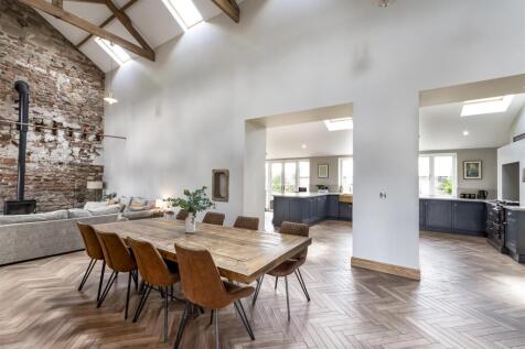 Dining Area into Kitchen