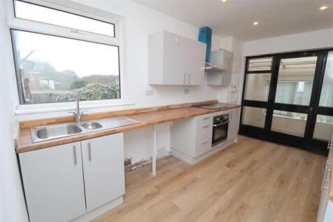 Kitchen 1.jpeg