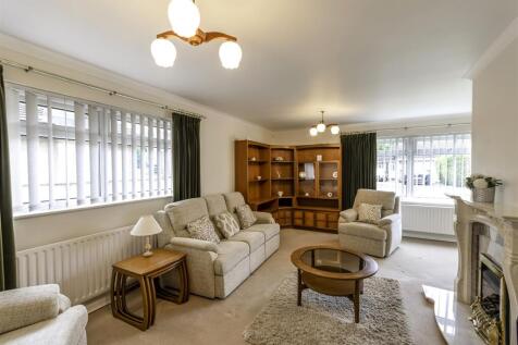 Double Aspect Living Area