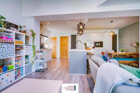 Kitchen Diner Sitting Room