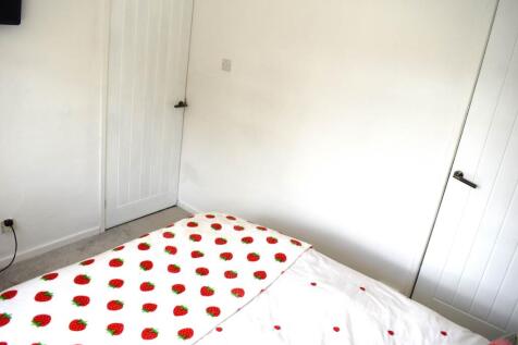 2nd Bedroom