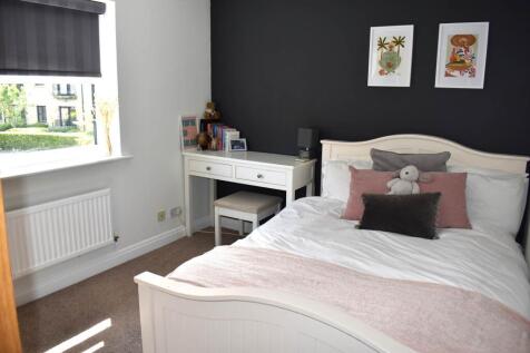 2nd Bedroom