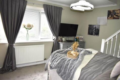 2nd Bedroom