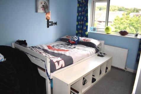 2nd Bedroom