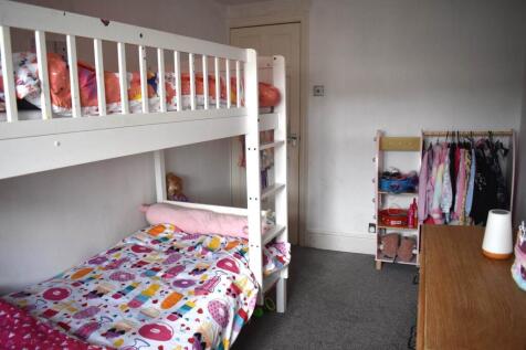 2nd Bedroom3
