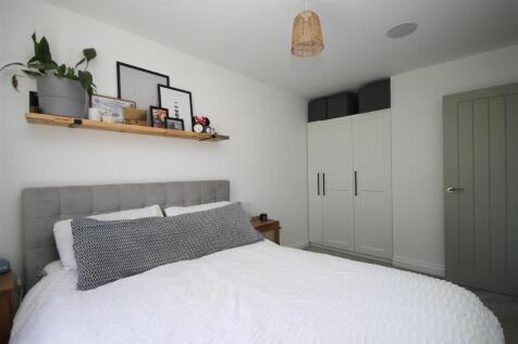 Bed 1