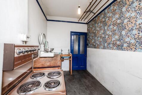210westgateroad-10
