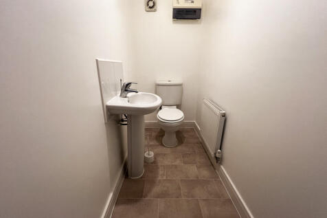 Cloakroom/wc