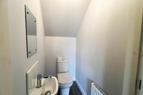 Cloakroom/wc