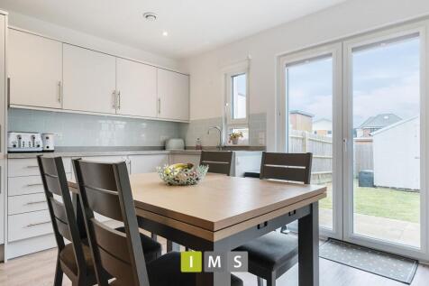 Kitchen / Living Room