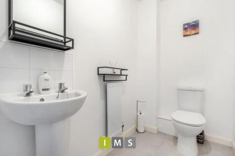 Ground floor wc