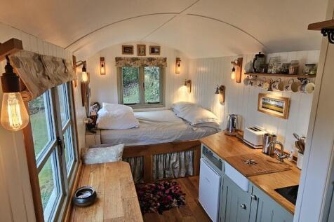 Shepherd&#39;s Hut 