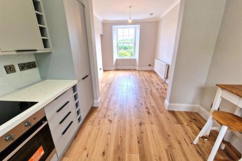 Kitchen/Lounge