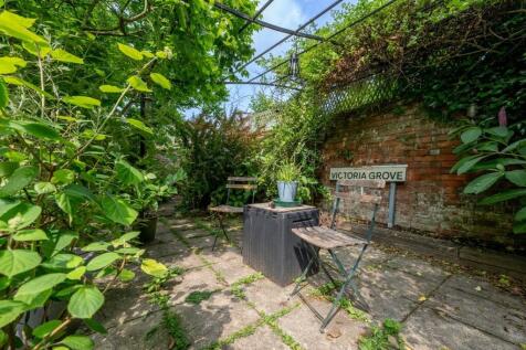 Property Image 32