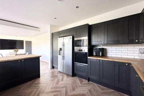Family Living Kitchen