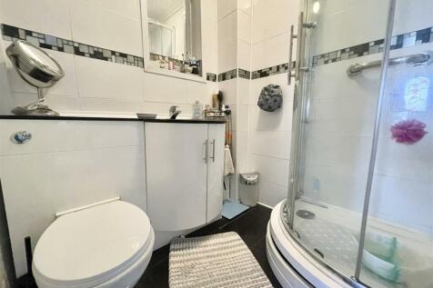 Downstairs Bathroom