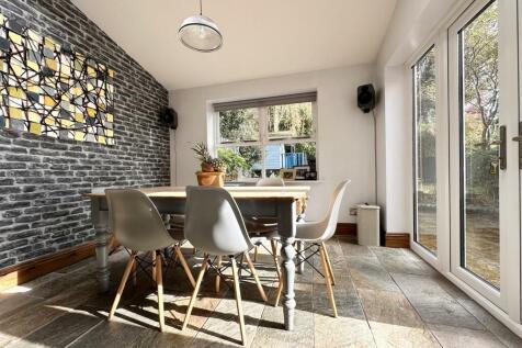Family Living Kitchen
