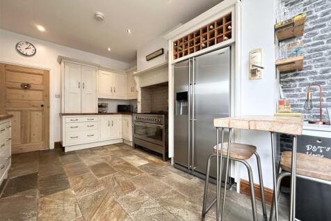 Family Living Kitchen
