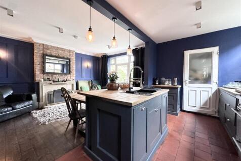 Family Living Kitchen