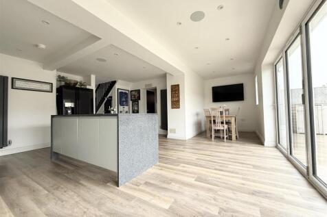 Family Living Kitchen
