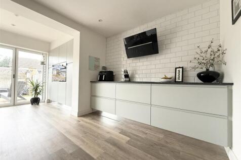 Family Living Kitchen