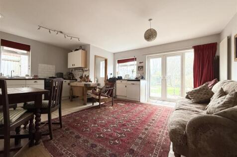 Family Living Kitchen