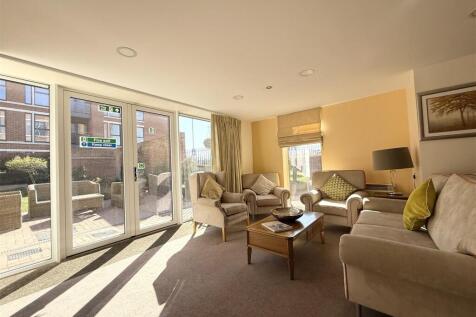 Communal Lounge