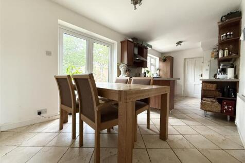 Open Plan Kitchen Diner