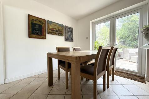 Open Plan Kitchen Diner