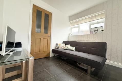Family Living Kitchen