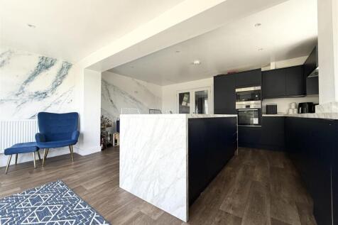 Family Living Kitchen