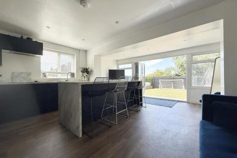 Family Living Kitchen
