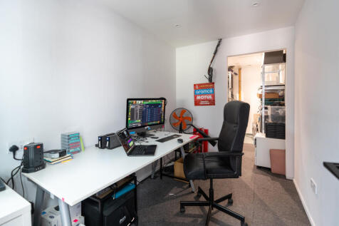 Property Image 28