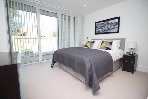 Master bedroom 3