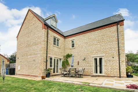 REAR OF HOUSE