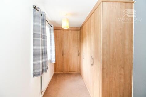 DRESSING AREA