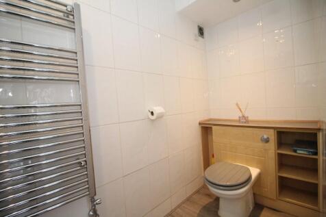 RE-FITTED BATHROOM
